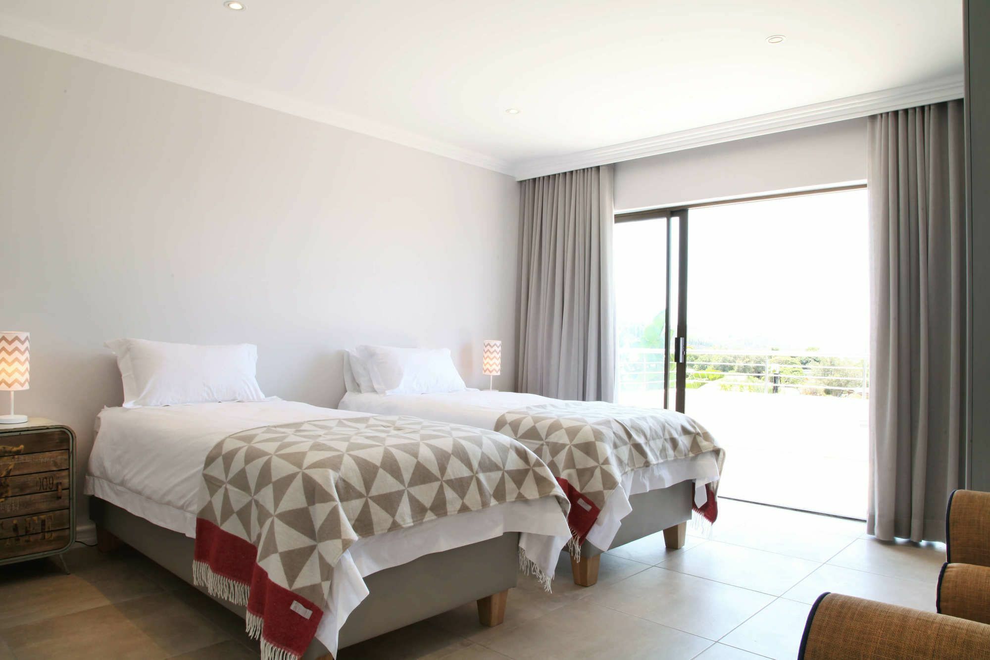 דירות פלטנברג ביי Sunrise Bay Self Catering מראה חיצוני תמונה